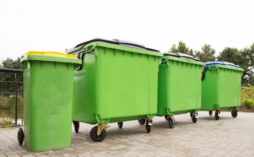Kontenery na śmieci i gruz – jak efektywnie rozdzielać nieczystości?